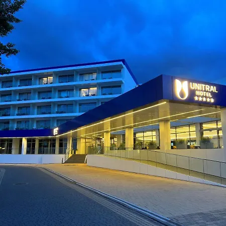 Hotel Unitral SPA w Mielnie-3
